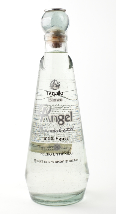 Bottle of Angel Bendito Blanco