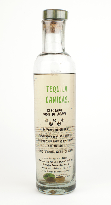 Bottle of Canicas Reposado