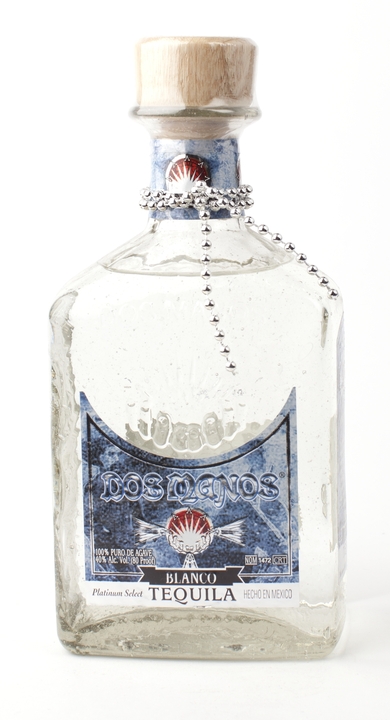 Bottle of Dos Manos Blanco Tequila