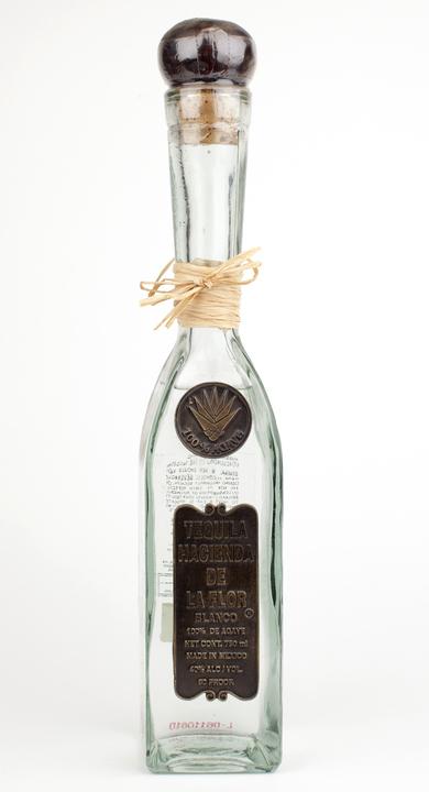 Bottle of Hacienda de la Flor Blanco