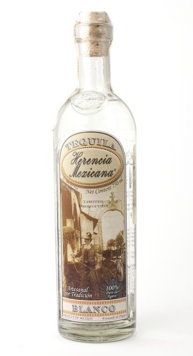 Bottle of Herencia Mexicana Blanco
