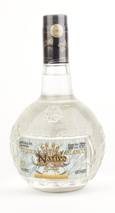 Bottle of Nativo Blanco