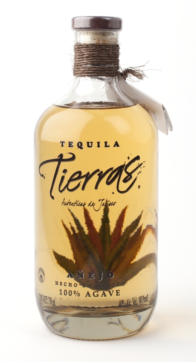 Bottle of Tierras Añejo