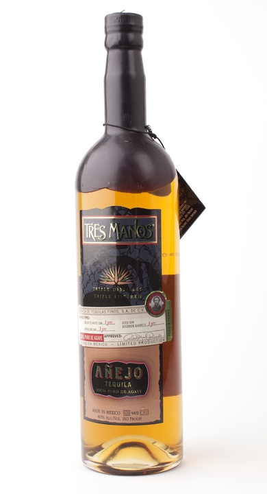 Bottle of Tres Manos 3 Year Añejo