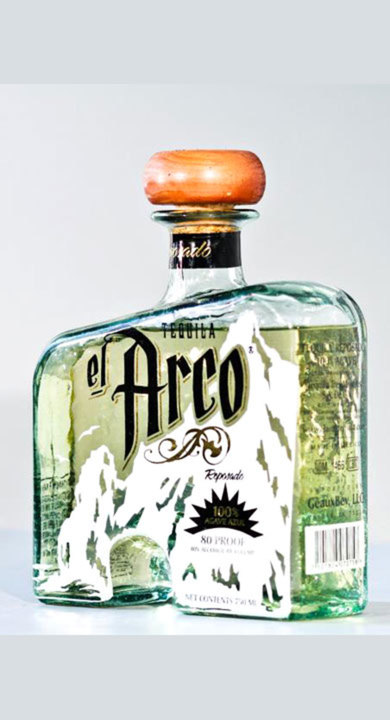 Bottle of El Arco Reposado