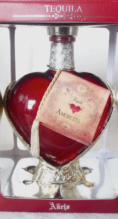 Bottle of Tequila Amorcito Añejo