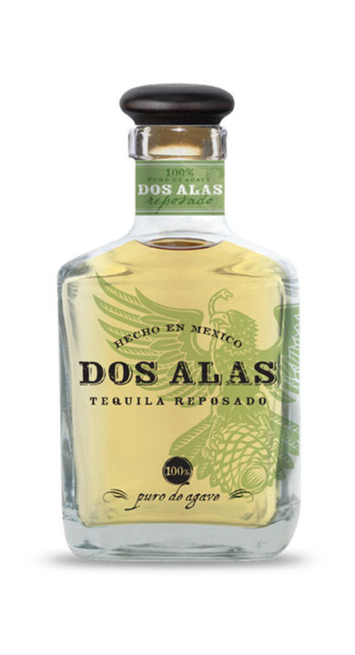 Bottle of Dos Alas Reposado