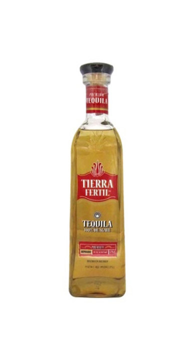 Bottle of Tierra Fertil Reposado