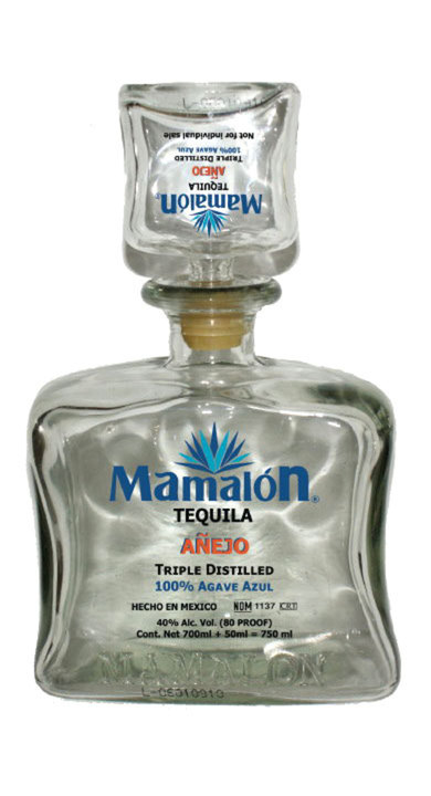 Bottle of Mamalón Añejo