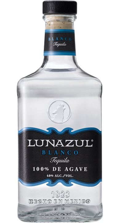 Bottle of Lunazul Blanco