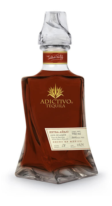 Bottle of Adictivo Tequila Extra Añejo