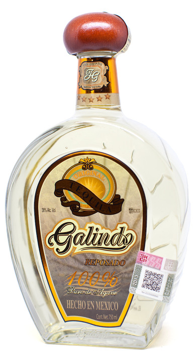 Bottle of Galindo Tequila Reposado