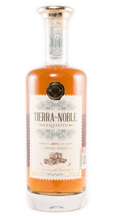 Bottle of Tierra Noble Exquisito Extra Añejo