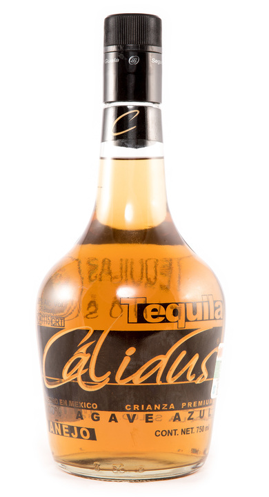 Bottle of Tequila Calidus Añejo