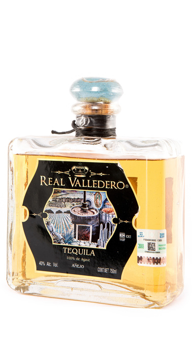 Bottle of Real Valledero Añejo