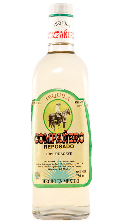 Bottle of Compañero Reposado