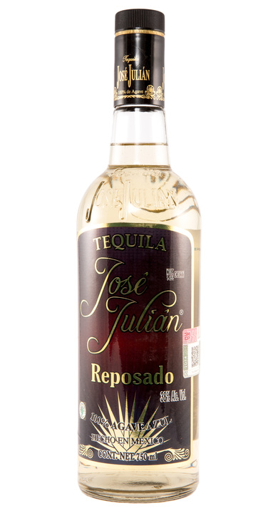 Bottle of José Julian Reposado