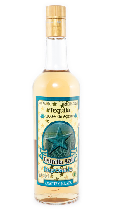 Bottle of Estrella Azul Reposado