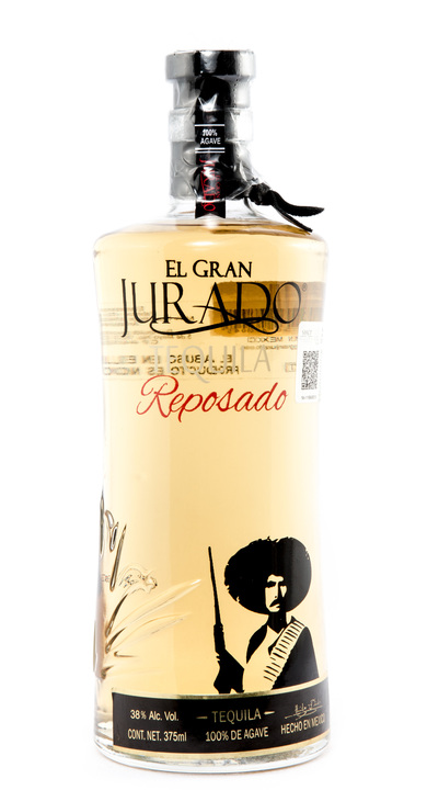 Bottle of El Gran Jurado Reposado