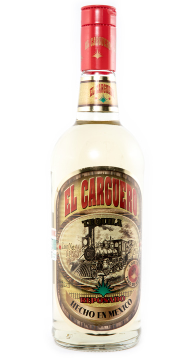 Bottle of El Carguero Reposado