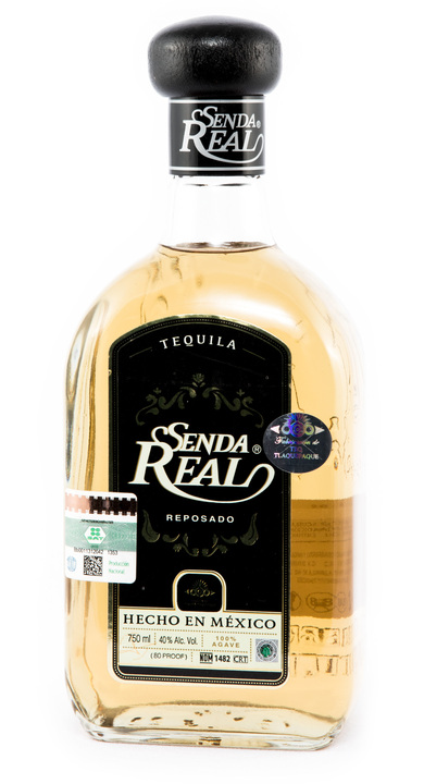 Bottle of Senda Real Reposado