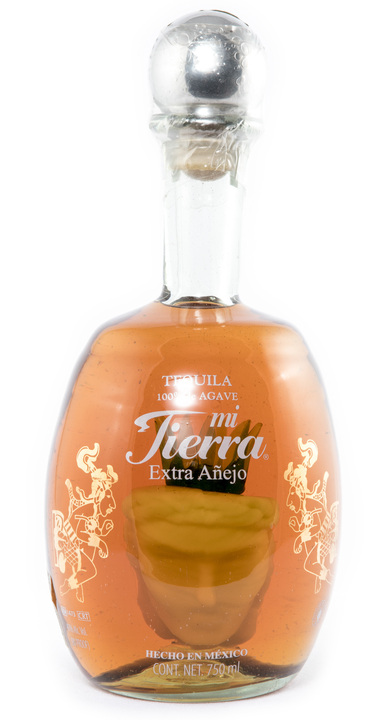 Bottle of Mi Tierra Tequila Extra Añejo