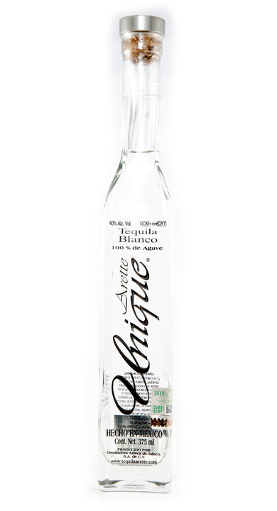 Bottle of Arette Unique Blanco