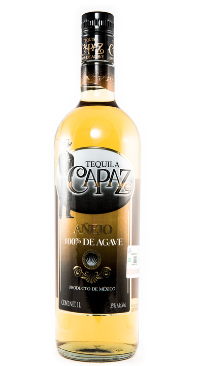 Bottle of Capaz Añejo