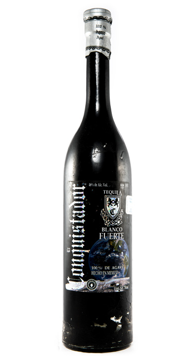 Bottle of El Conquistador Blanco Fuerte