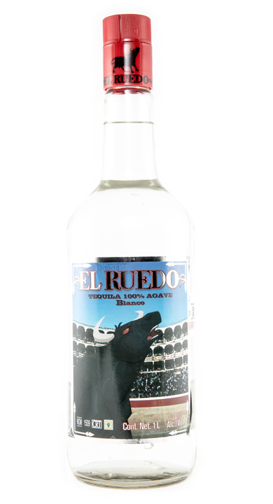 Bottle of El Ruedo Blanco