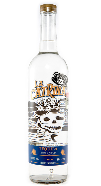 Bottle of La Catrina Blanco