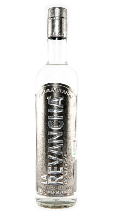 Bottle of La Revancha Blanco