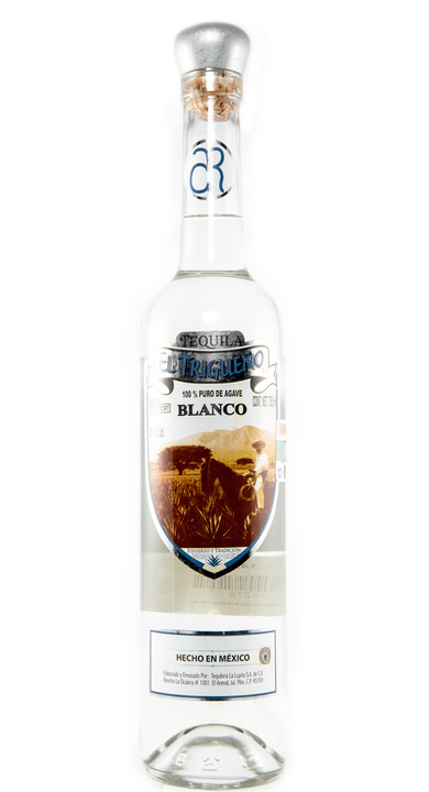 Bottle of El Trigueño Blanco