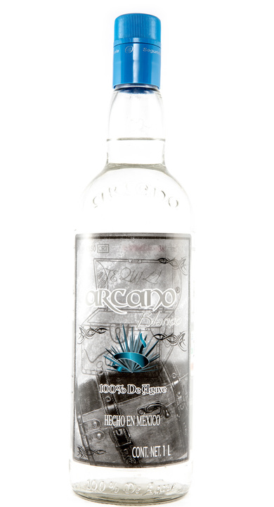 Bottle of Arcano Blanco