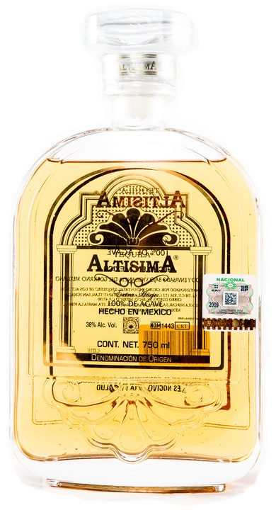 Bottle of Tequila Altisima Extra Añejo 