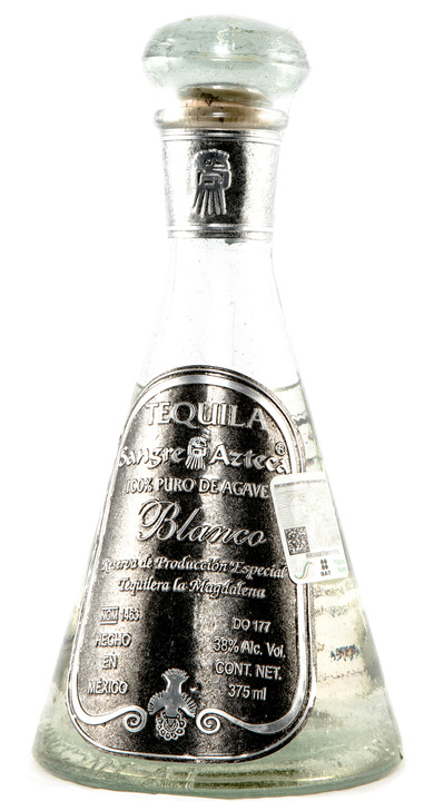 Bottle of Sangre Azteca Blanco