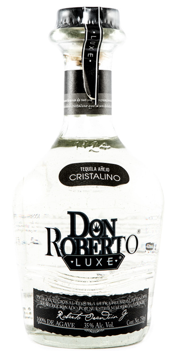 Bottle of Don Roberto Cristalino Añejo (Clear Label)