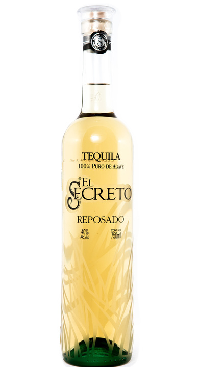 Bottle of El Secreto Reposado