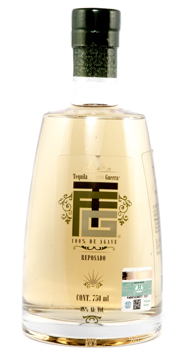 Bottle of Fuentes Guerra Tequila Reposado