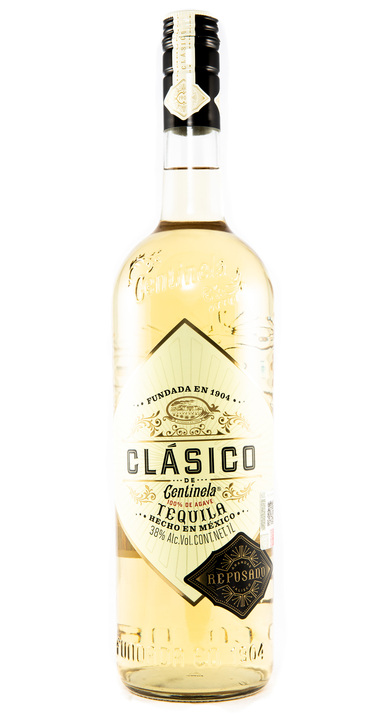 Bottle of Clasico de Centinela Reposado