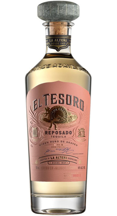 Bottle of El Tesoro Tequila Reposado