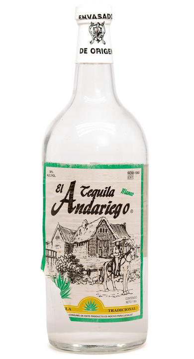 Bottle of Tequila El Andariego Blanco