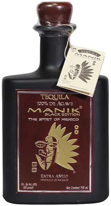 Bottle of Manik Black Edition Extra Añejo
