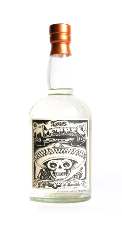 Bottle of Dos Tierras Blanco