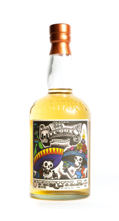 Bottle of Dos Tierras Reposado