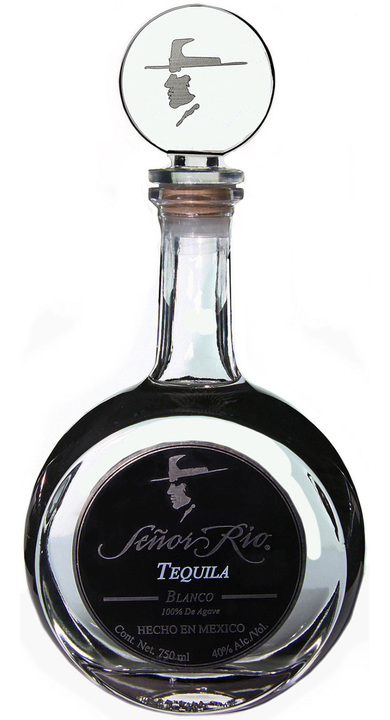 Bottle of Señor Rio Blanco