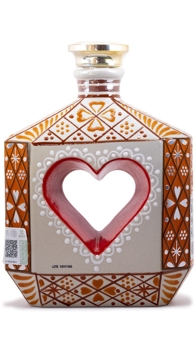 Bottle of Riqueza Cultural Añejo (Heart Bottle)