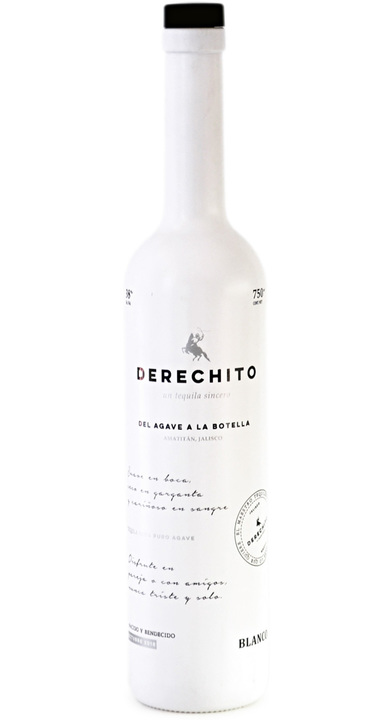 Bottle of Derechito Blanco