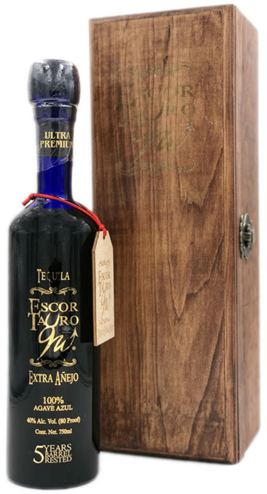 Bottle of Tequila Escortauro Extra Añejo (5 year)