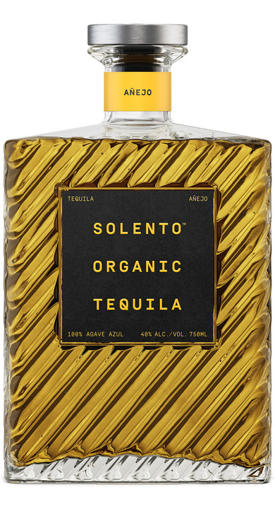 Bottle of Solento Organic Tequila Añejo